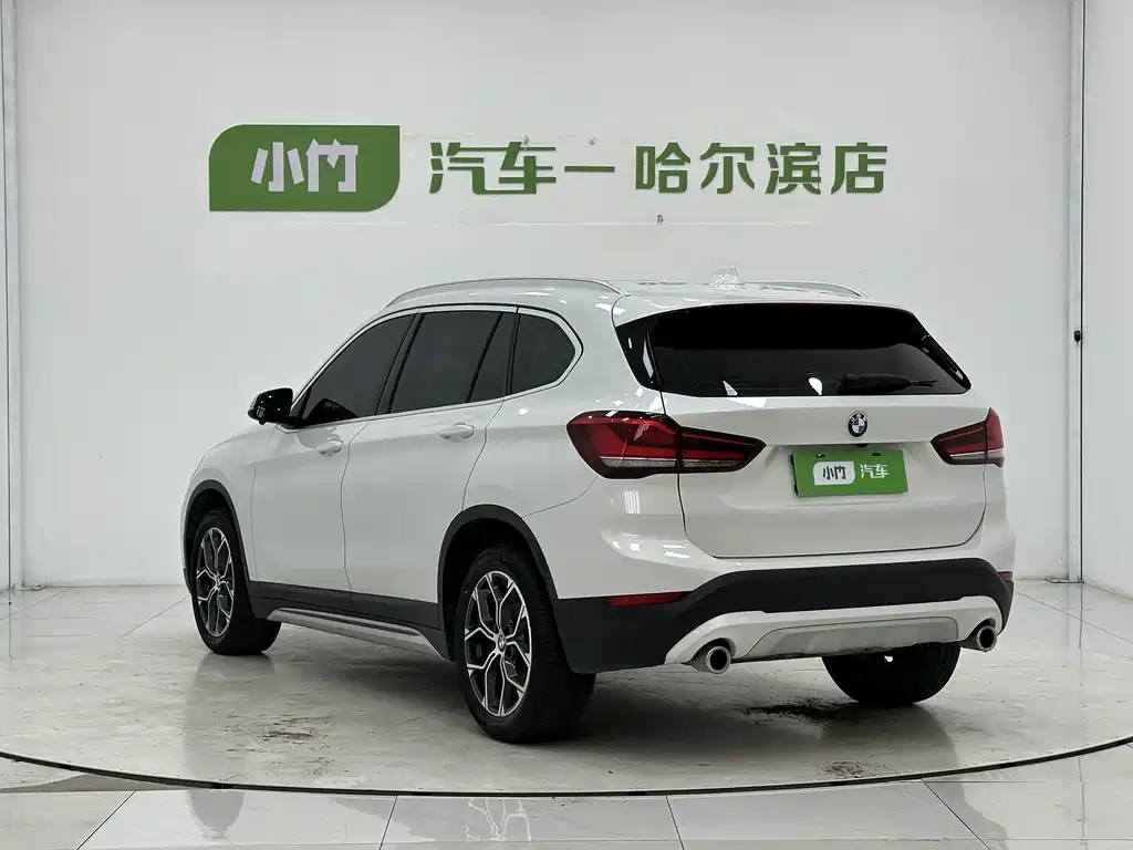 BMW X1 2022 — фото 4
