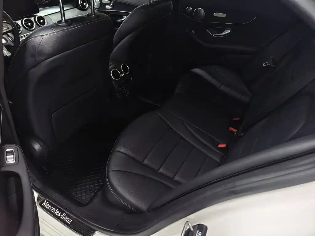 Mercedes-Benz C-Class 2020 — фото 7