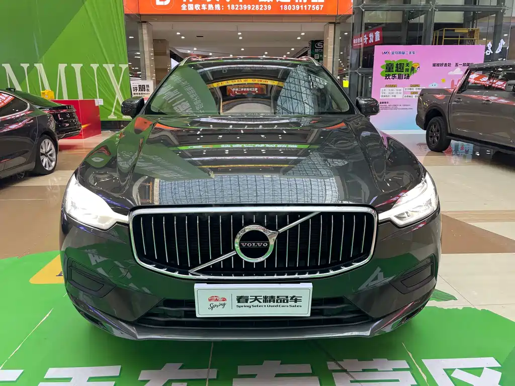 Volvo XC60 2018 — фото 2