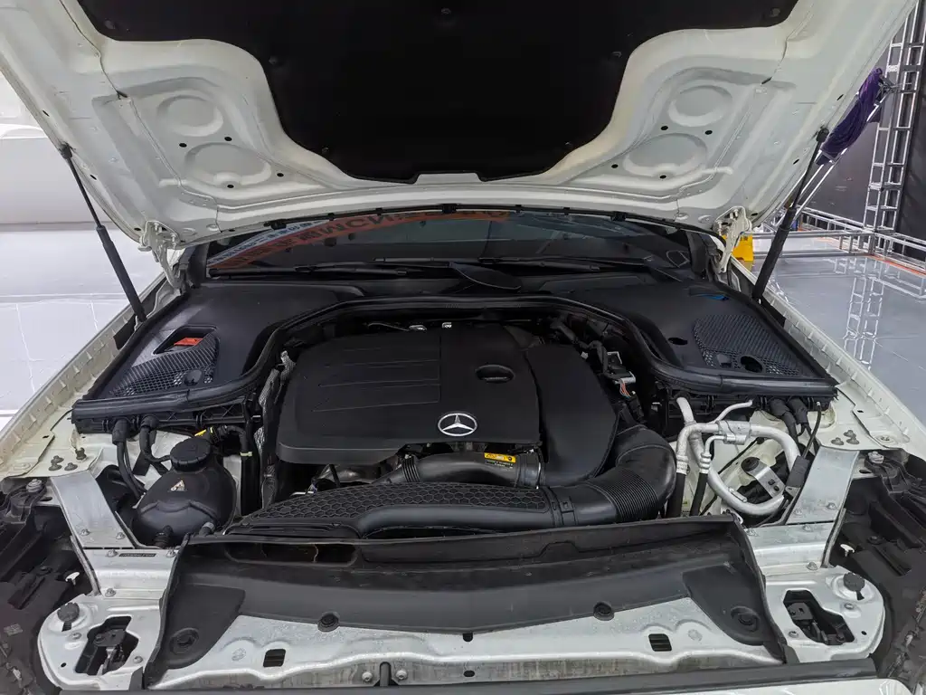 Mercedes-Benz E-Class 2019 — фото 13