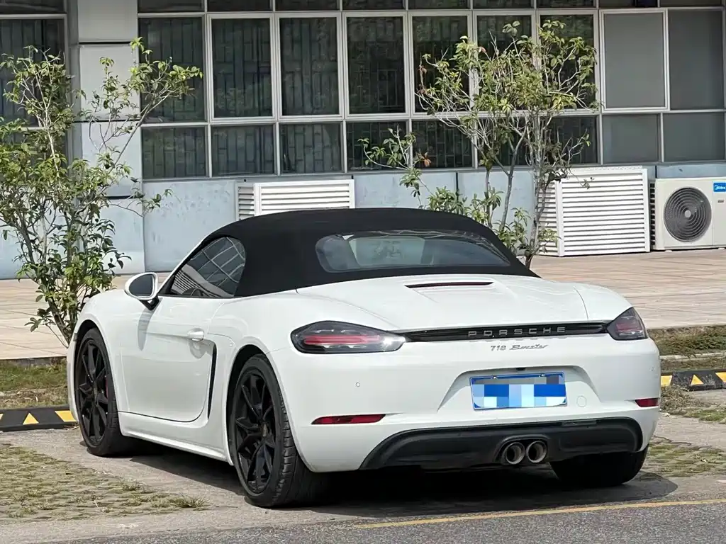 Porsche 718 2024 — фото 15