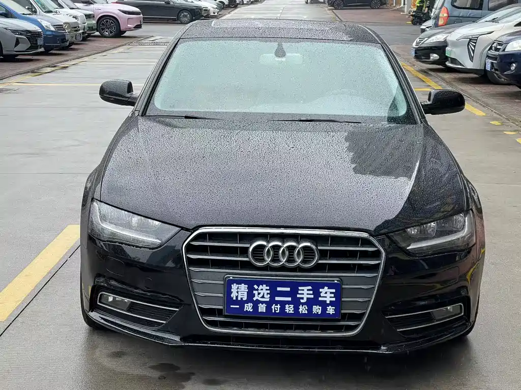 Audi A4L 2014