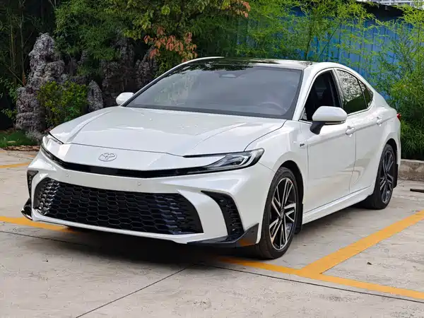 Toyota Camry 2024