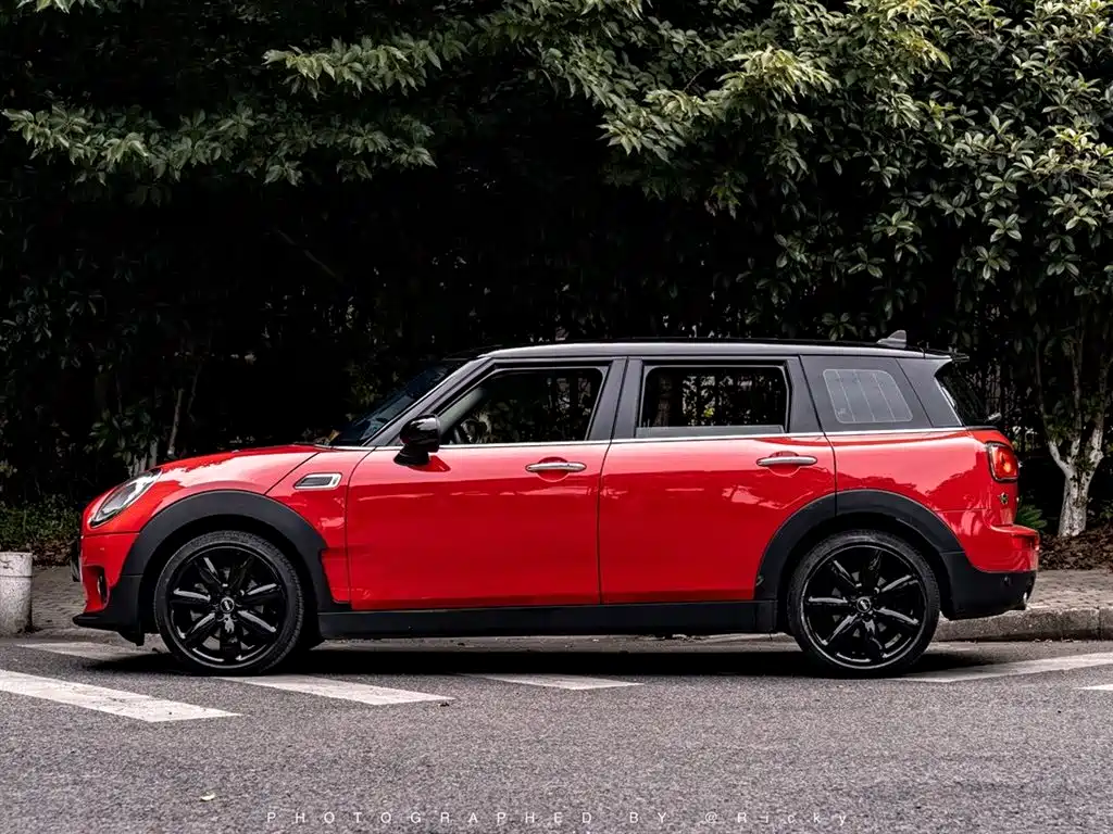MINI Clubman 2018 — фото 2