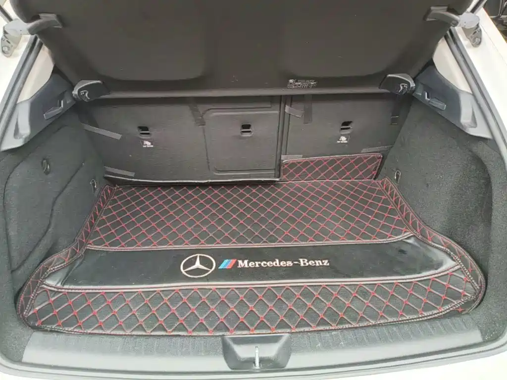 Mercedes-Benz GLA 2018 — фото 19