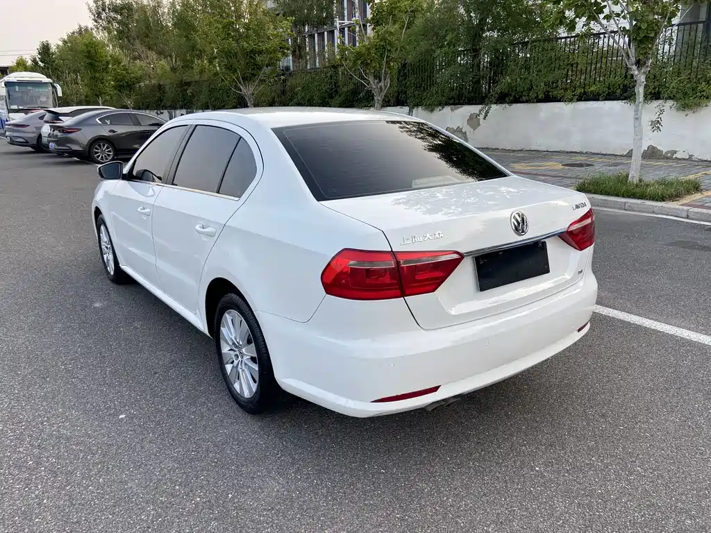 Volkswagen Lavida 2014
