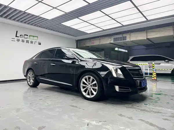 Cadillac XTS 2015