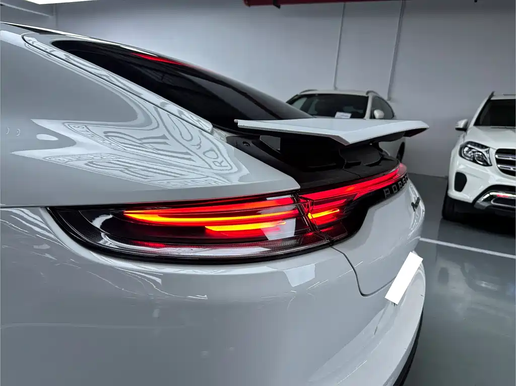 Porsche Panamera 2023 — фото 17