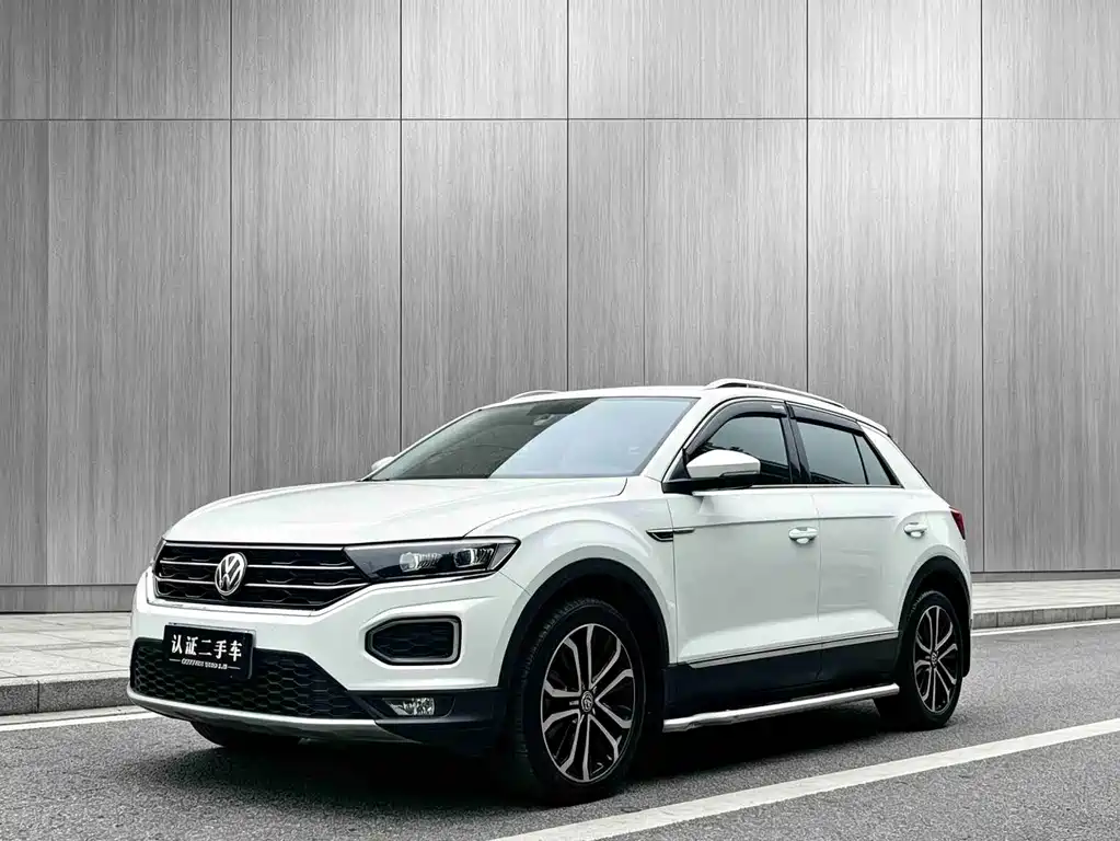 Volkswagen T-Roc 2019 — фото 1