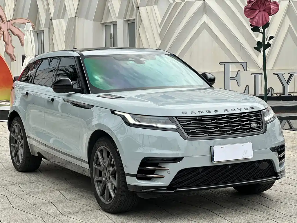 Land Rover Velar 2024 — фото 3
