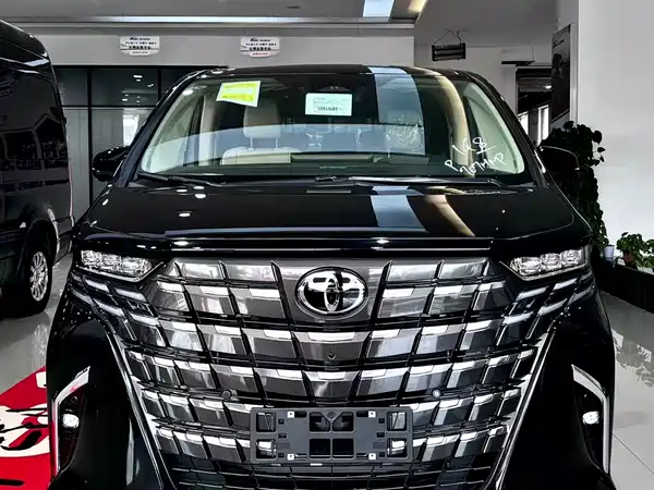 Toyota Alphard 2024