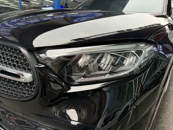 Mercedes-Benz GLC 2025