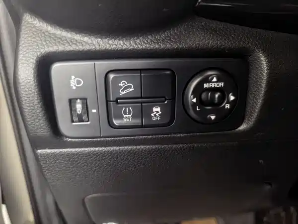 Kia KX1 2021