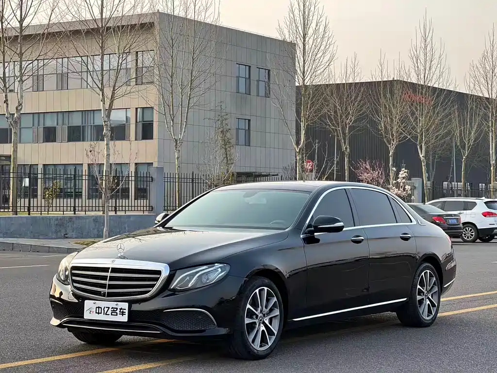 Mercedes-Benz E-Class 2018 — фото 1