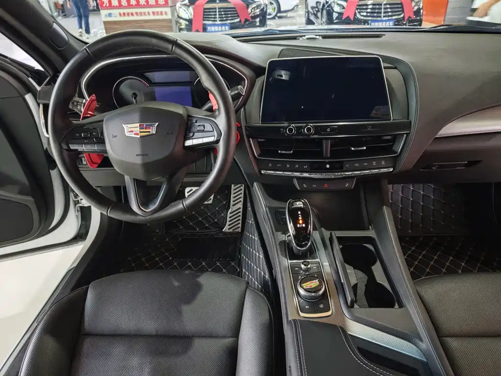 Cadillac CT5 2020 — фото 15
