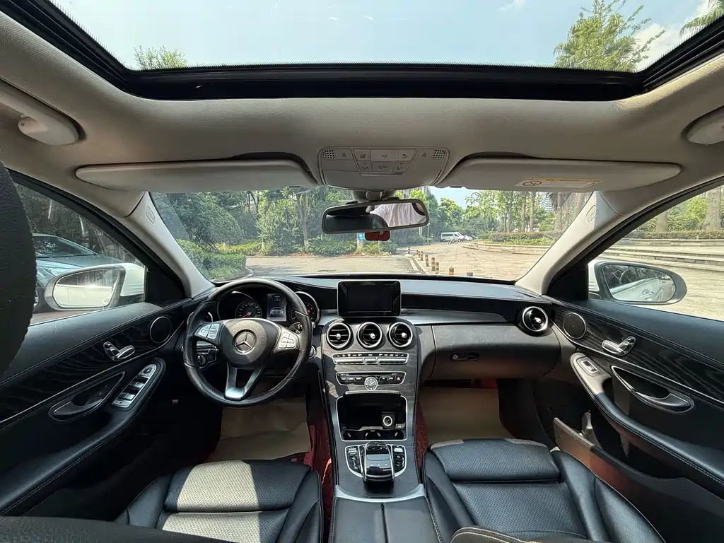 Mercedes-Benz C-Class 2018 — фото 9