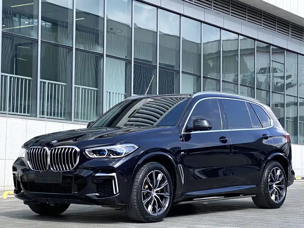 BMW X5 2023 — фото 1
