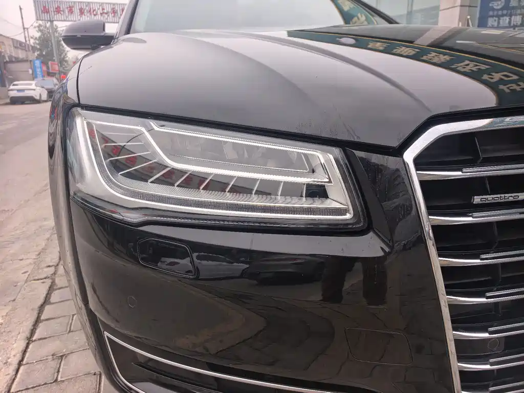 Audi A8 2015 — фото 5