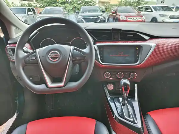 Nissan Bluebird 2019