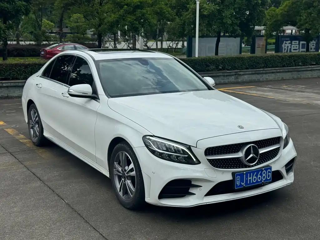 Mercedes-Benz C-Class 2020 — фото 3