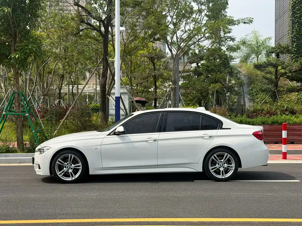 BMW 3 Series 2017