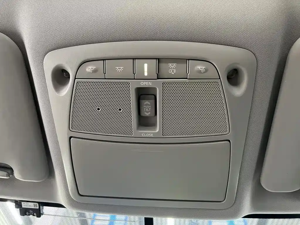 Nissan X-Trail 2017 — фото 18