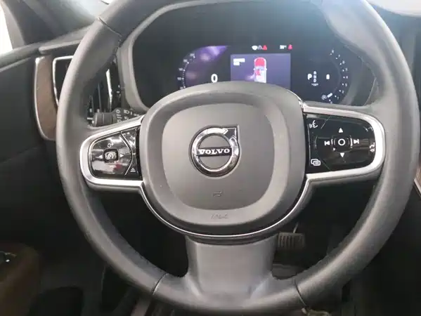 Volvo XC60 2024