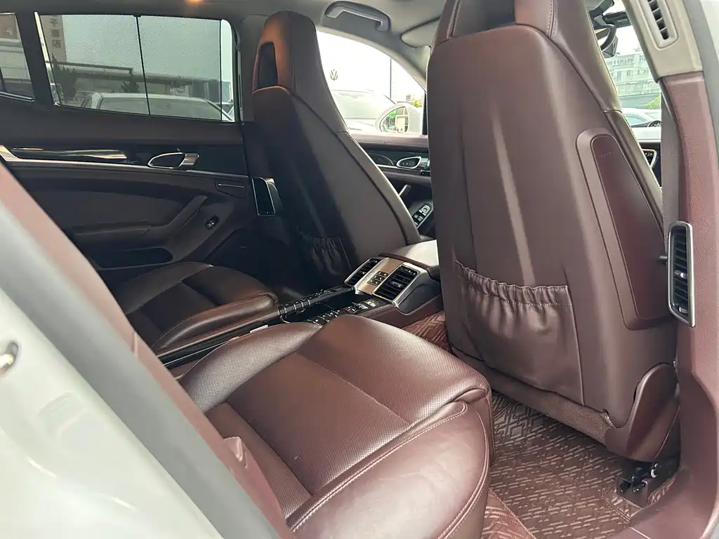 Porsche Panamera 2016 — фото 20