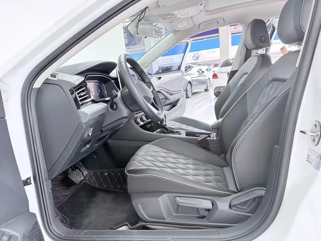 Volkswagen Sagitar 2023