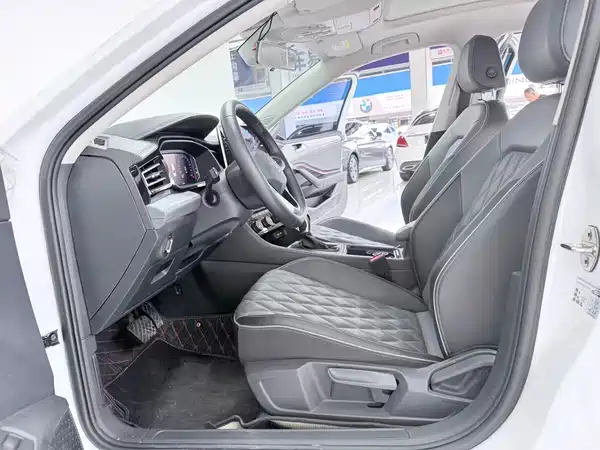 Volkswagen Sagitar 2023