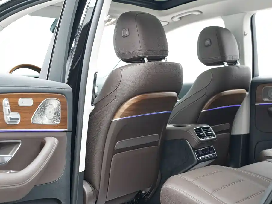 Mercedes-Benz GLS 2023 — фото 9