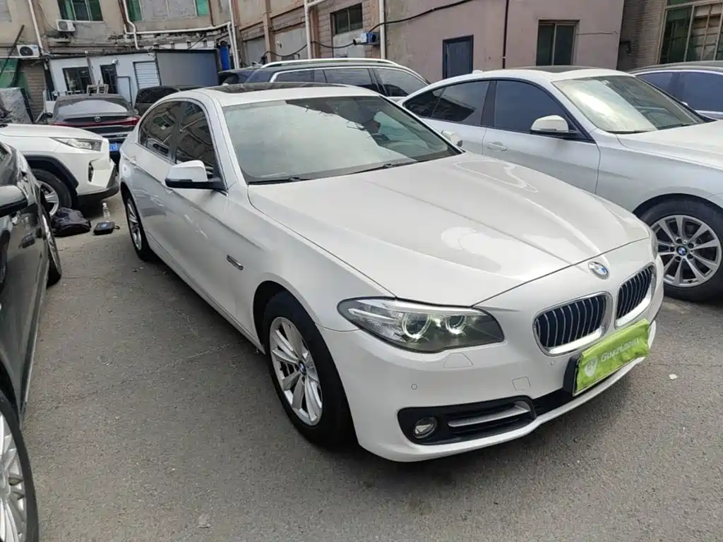 BMW 5 Series 2017 — фото 4