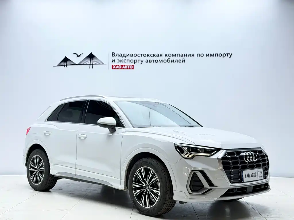 Audi Q3 2022 — фото 3