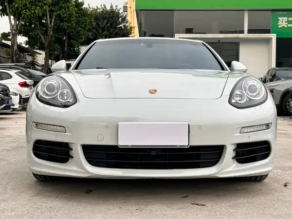 Porsche Panamera 2016