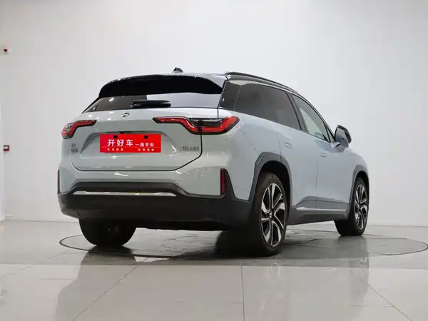 NIO ES6 2021