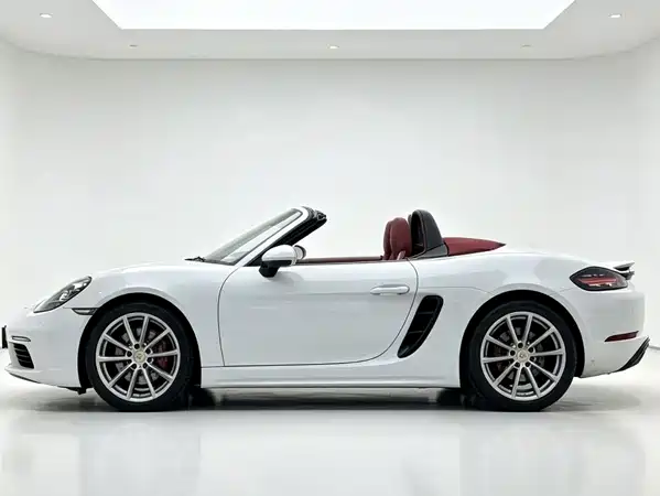 Porsche 718 2017