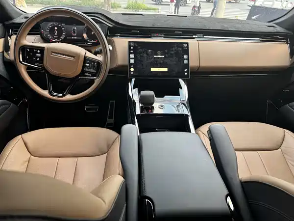 Land Rover Range Rover Sport 2025