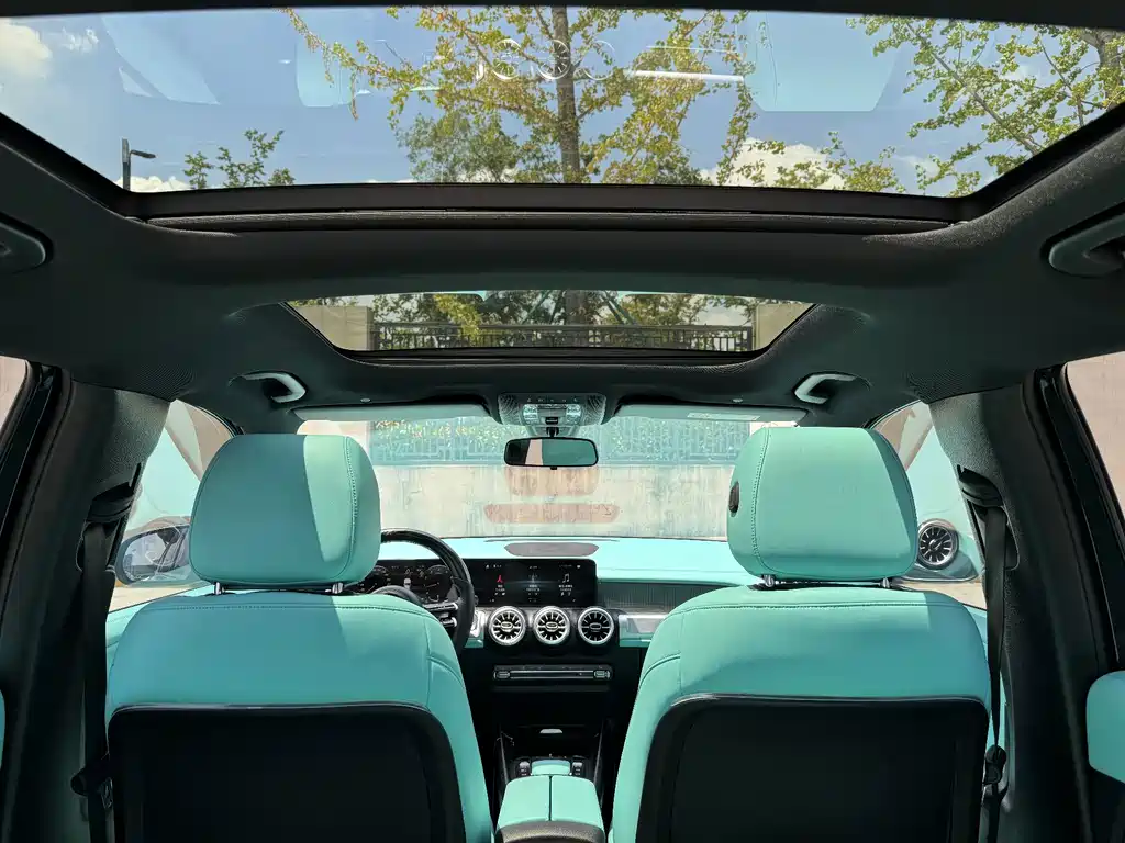 Mercedes-Benz GLB 2023 — фото 10