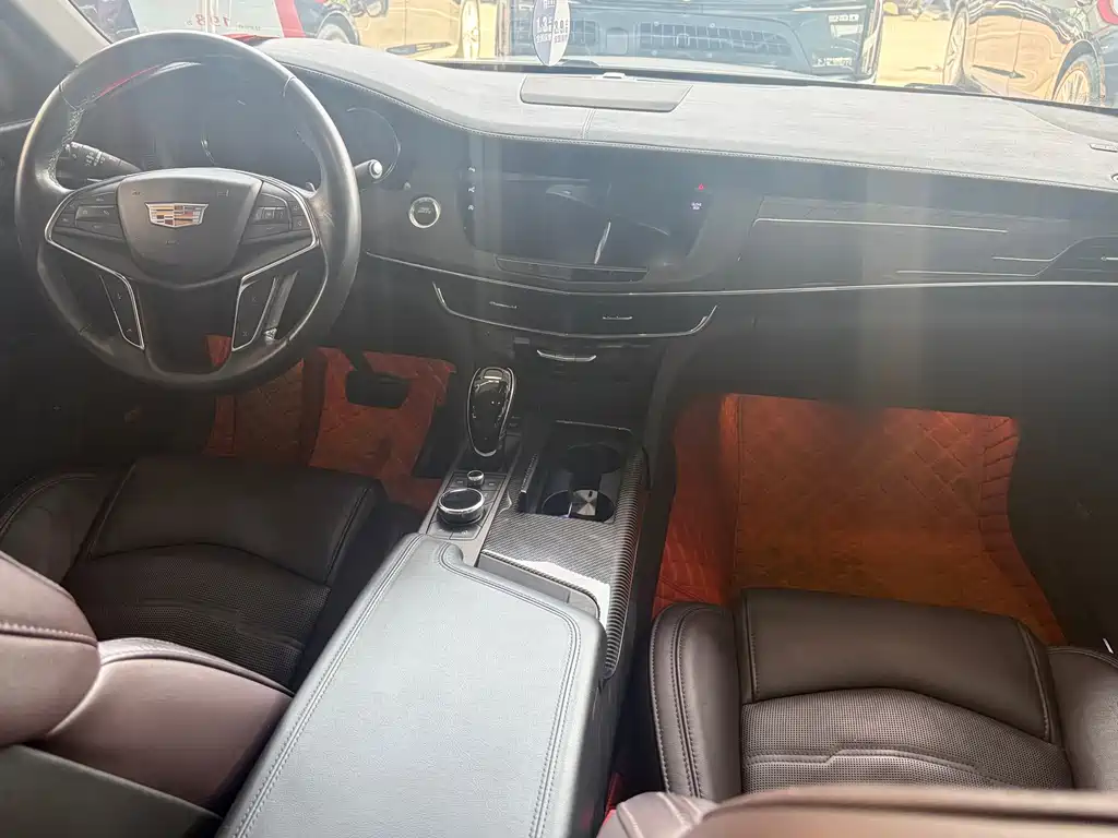 Cadillac CT6 2022 — фото 10