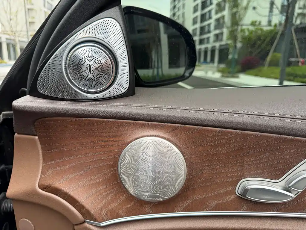 Mercedes-Benz E-Class 2022