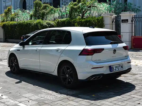 Volkswagen Golf 2022