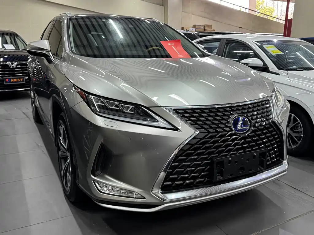 Lexus RX 2020 — фото 3