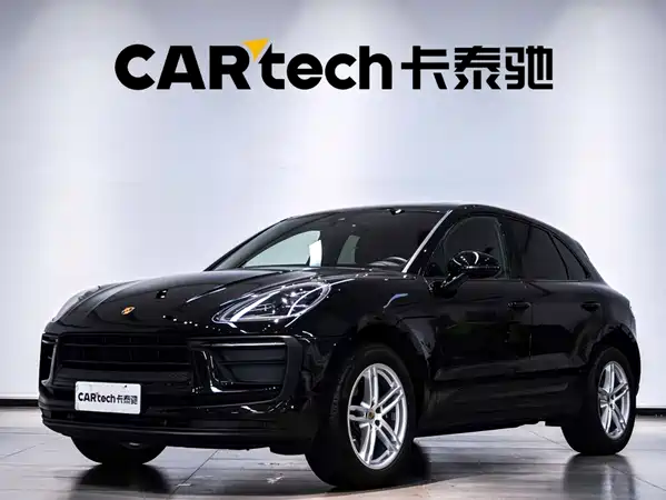Porsche Macan 2025