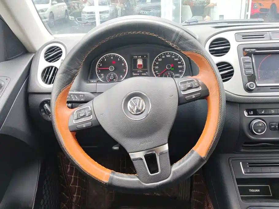 Volkswagen Tiguan 2016 — фото 15