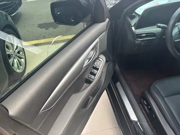 Cadillac CT5 2024