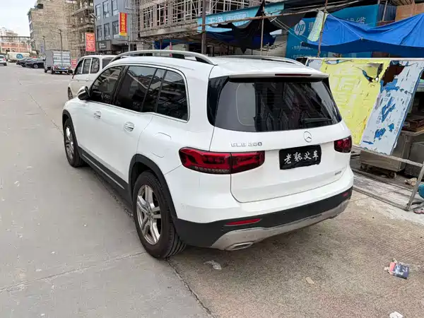 Mercedes-Benz GLB 2021