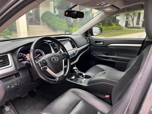 Toyota Highlander 2017