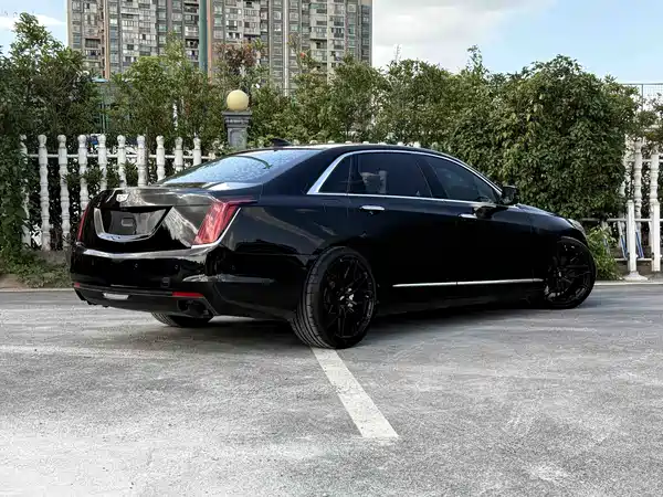 Cadillac CT6 2017
