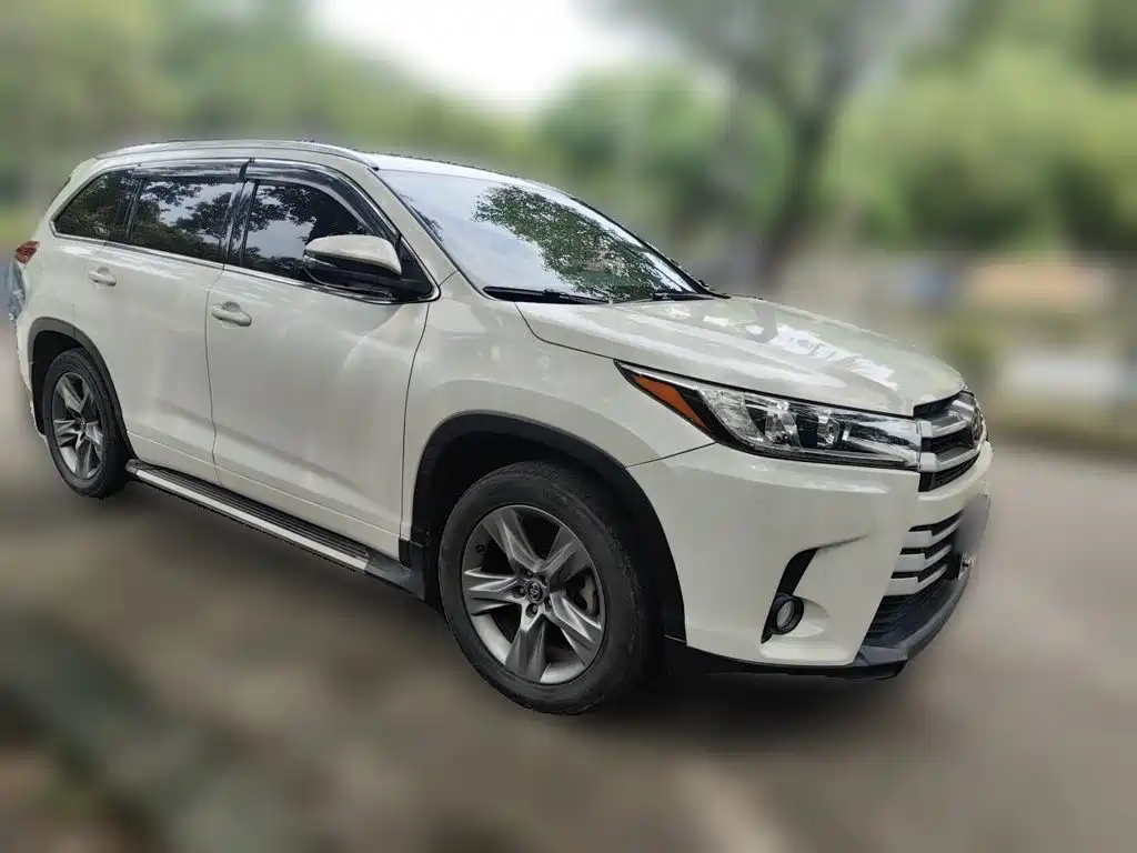 Toyota Highlander 2018 — фото 3