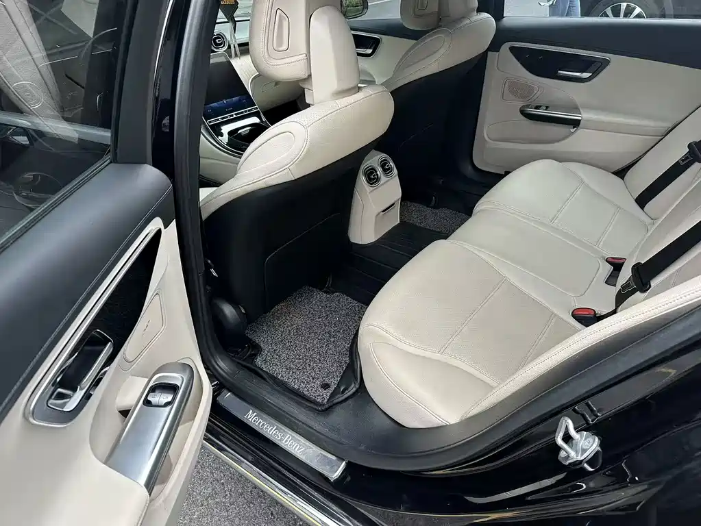 Mercedes-Benz C-Class 2022 — фото 5